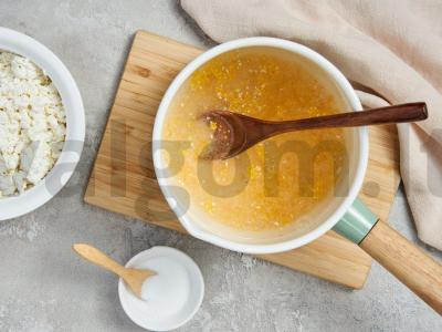 Kukurūzų košė su varške 1% Žingsnis 1