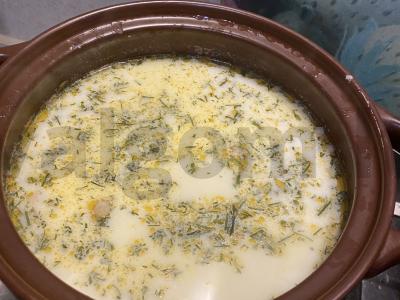 Norvegiškos lašišos sriuba pagrindine nuotrauka