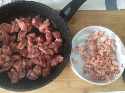Kiaulienos guliašas pagal močiutės receptą Žingsnis 2