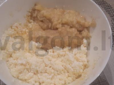 Švelnus bananų ir varškės kremo suflė su cinamonu Žingsnis 3