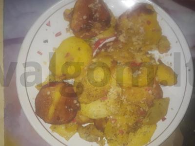 Skanios naminės keptos bulvės pagrindine nuotrauka