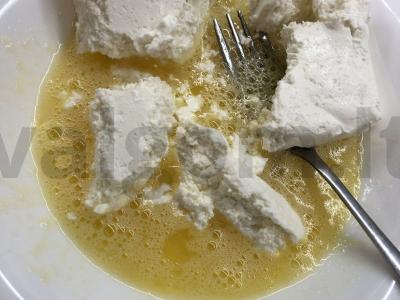 Švelnūs purūs sūrio pyragėliai Žingsnis 2