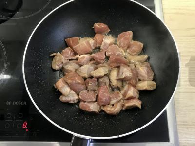 Kiauliena su daržovėmis terijakio padaže Žingsnis 5