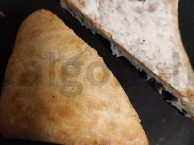 Ciabatta su lašišų ikrų padažu ir lengvai sūdyta lašiša Žingsnis 3