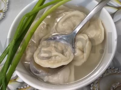 Klasikiniai koldūnai su malta kiauliena pagrindine nuotrauka