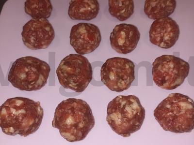 Lengva sriuba su mėsos kukuliais Žingsnis 2