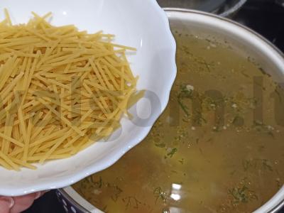 Lengva sriuba su mėsos kukuliais Žingsnis 7