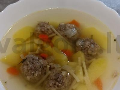 Lengva sriuba su mėsos kukuliais pagrindine nuotrauka