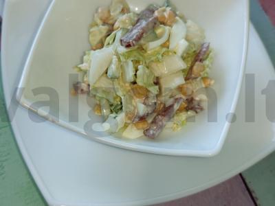 Lengvos salotos pagrindine nuotrauka
