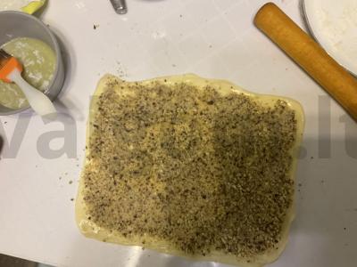 Sausainiai su riešutais Žingsnis 3