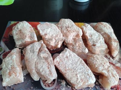 Aštri vištiena grietinėlės padaže Žingsnis 1