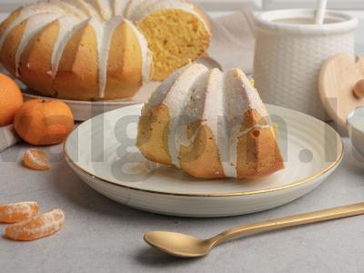 Mandarinų biskvitas su glajumi pagrindine nuotrauka