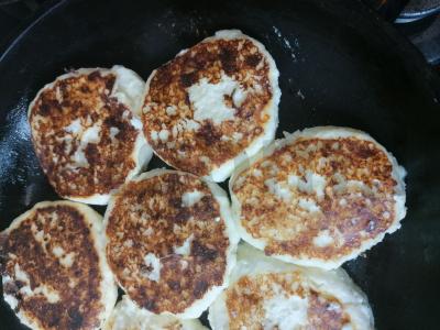 Minkšti varškės sūreliai be cukraus Žingsnis 4