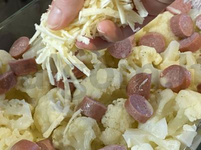 Žiedinių kopūstų, sezamų ir dešrelių troškinys Žingsnis 14