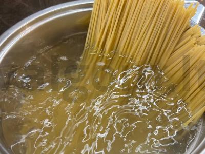 Spagečiai su krevetėmis ir špinatais Žingsnis 5