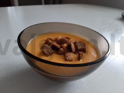 Moliūgų kreminė sriuba pagrindine nuotrauka