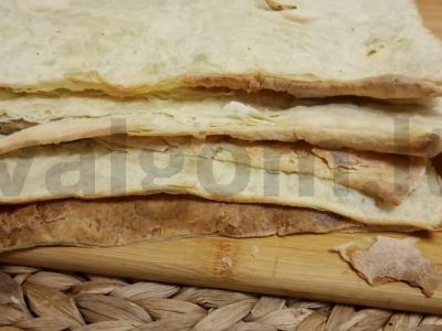 Sluoksniuotos tešlos pyragas "Kaip Napoleonas" Žingsnis 3