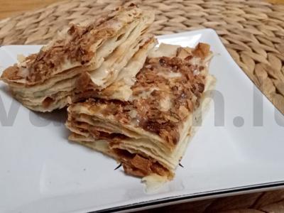 Sluoksniuotos tešlos pyragas "Kaip Napoleonas" pagrindine nuotrauka