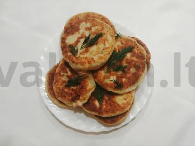 Sūrio pyragėliai su kumpiu pagrindine nuotrauka