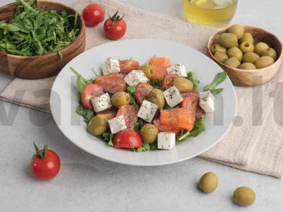 Žuvies salotos su alyvuogėmis ir feta Žingsnis 3