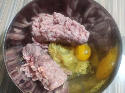 Mėsos "Raffaellos" su sūrio viduriu Žingsnis 2