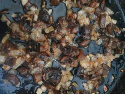 Aromatinga grybų sriuba su grybais Žingsnis 2