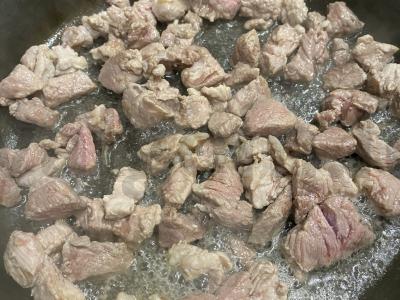 "Greiti" skruostai su kiaulienos nugarine Žingsnis 2