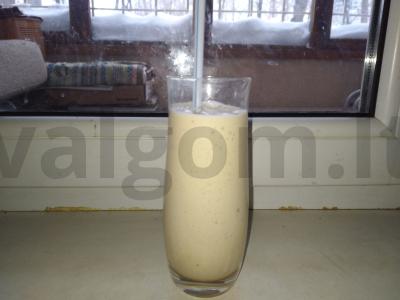 Skanus baltymų kokteilis Žingsnis 4