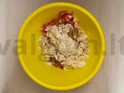 Aromatingi mėsos kukuliai su pomidorų ir majonezo padažu Žingsnis 2