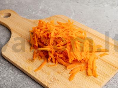 Vitaminų salotos su morkomis ir mandarinais Žingsnis 1