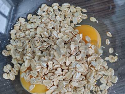 Sūrus avižinių dribsnių blynas ant pieno Žingsnis 2