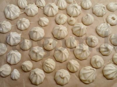 Oru pabučiuoti sausainiai. Žingsnis 2