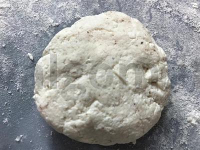 Sūrio pyragaičiai su šokoladu viduje Žingsnis 5