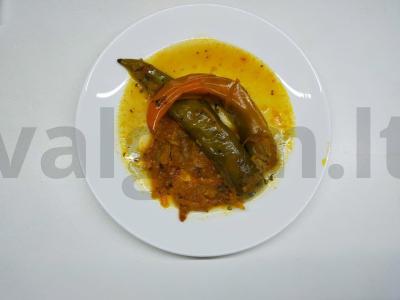 Įdarytos aitriosios paprikos pagrindine nuotrauka