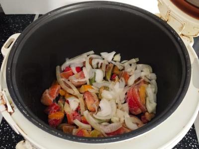Ryžių košė su mėsa multicooker Žingsnis 2