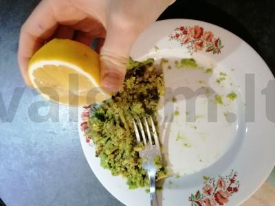 Avokadų duonos užtepėlė Žingsnis 2