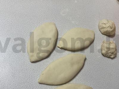 Pyragai su švelniu bulvių įdaru Žingsnis 11