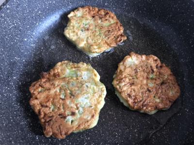 Gražūs cukinijų paplotėliai. Žingsnis 4