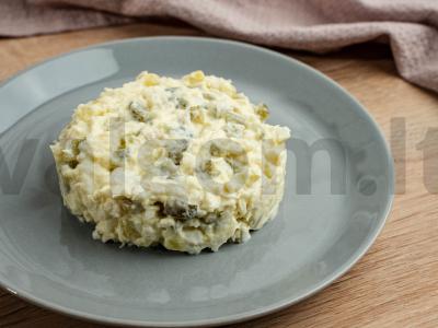 Sovietinės žuvies salotos Žingsnis 4