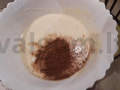 Neįprastas šokoladinis žmogeliukas su glajumi Žingsnis 3