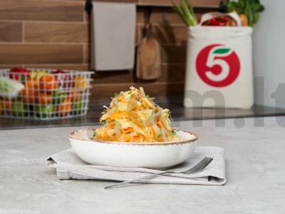 Azijos obuolių salotos pagrindine nuotrauka
