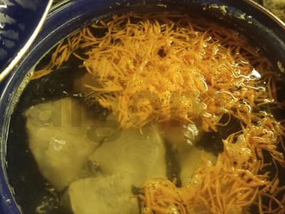 Lengva kalakutienos sriuba Žingsnis 2