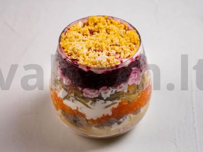 Salotos "Silkė po kailiu" su obuoliu Žingsnis 3