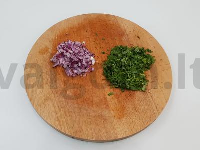 Brusketos su pomidorų ir agurkų salsa Žingsnis 3