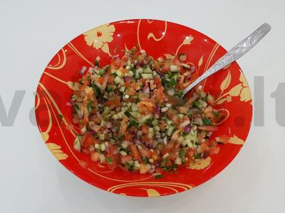 Brusketos su pomidorų ir agurkų salsa Žingsnis 6