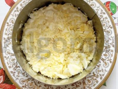 Puoštos vištienos salotos su ananasais Žingsnis 3