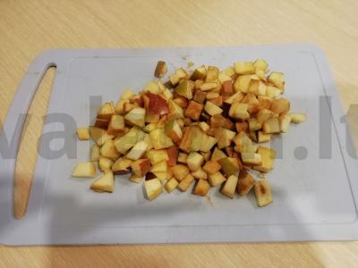 Greiti obuolių ir cinamono pyragėliai Žingsnis 1