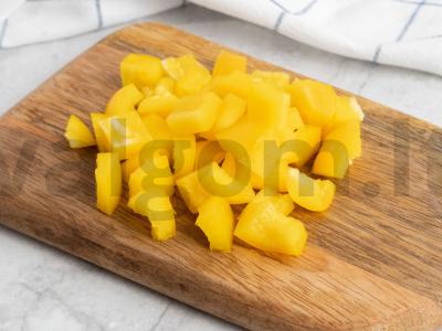 Daržovių troškinys su pipirais, baklažanais, kariu ir paprika Žingsnis 1