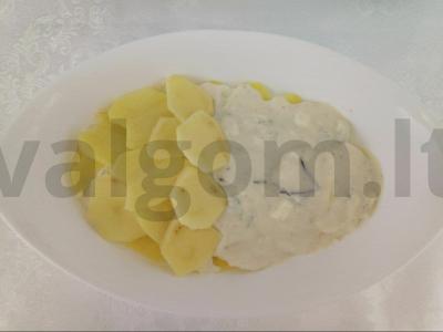 Švelnios keptos bulvės su sūriu Žingsnis 2