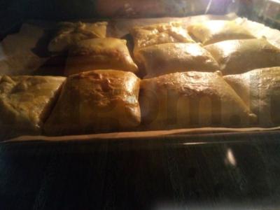 Plikyti pyragėliai su brynza ir žolelėmis Žingsnis 5